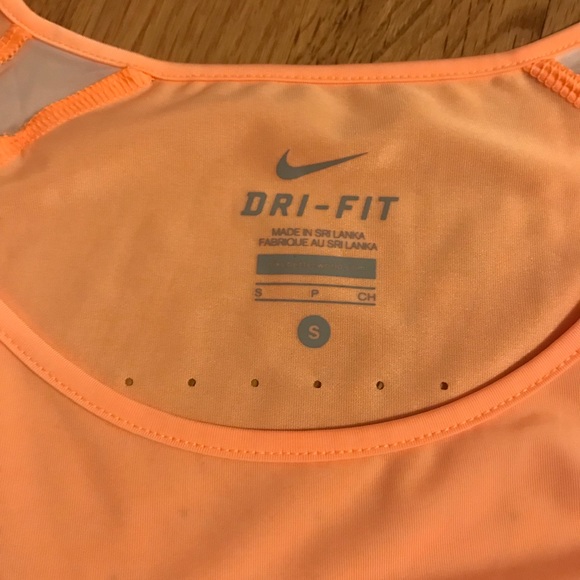 Nike Dry-Fit Orange T Shirt, Size Small - Picture 2 of 5